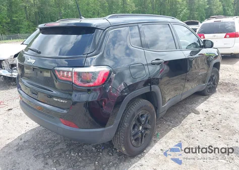 2018 Jeep Compass Sport 4X4 из США, поврежденный, VIN 3C4NJDAB6JT256254